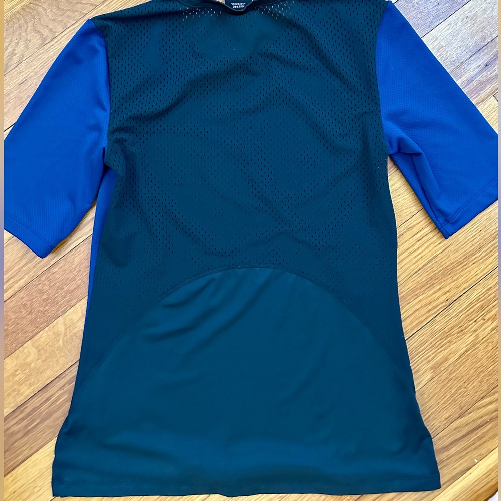 Nike Pro Hypercool